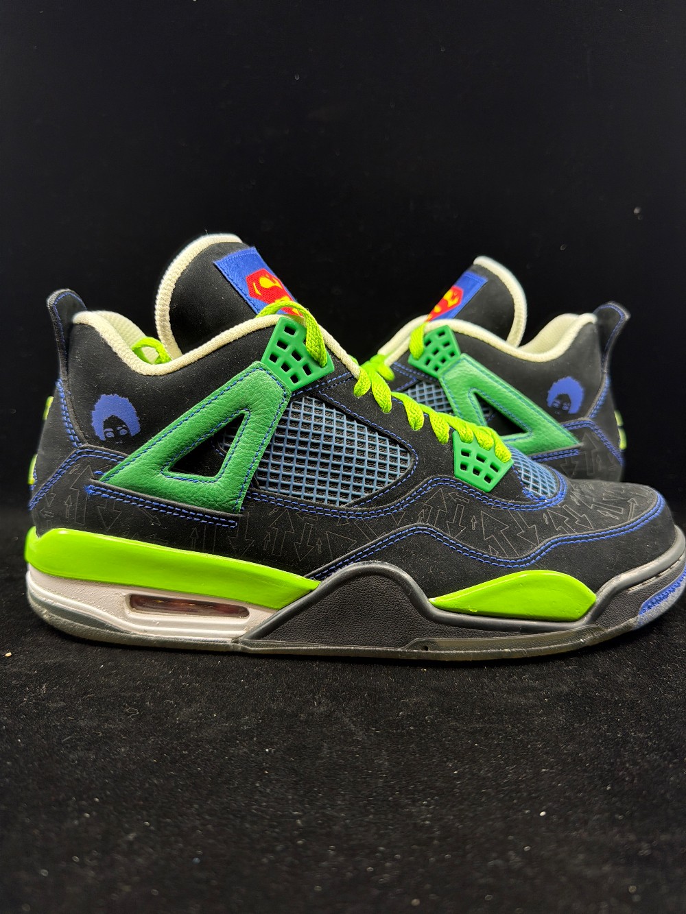 *USED* AJ 4 - DOERNBECHER