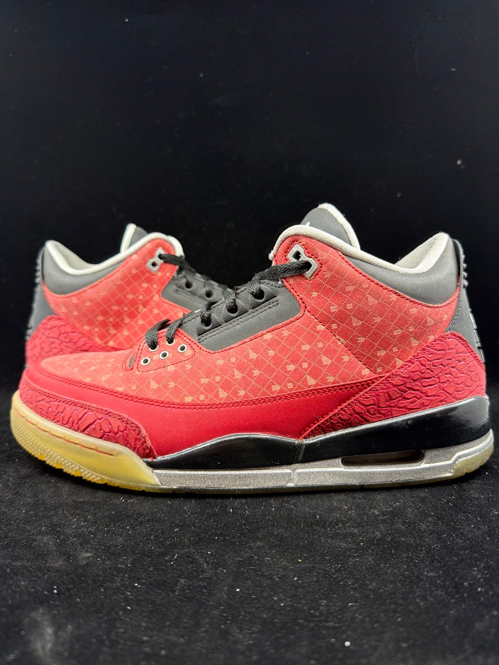 *USED* AJ 3 - DOERNBECHER (2013)