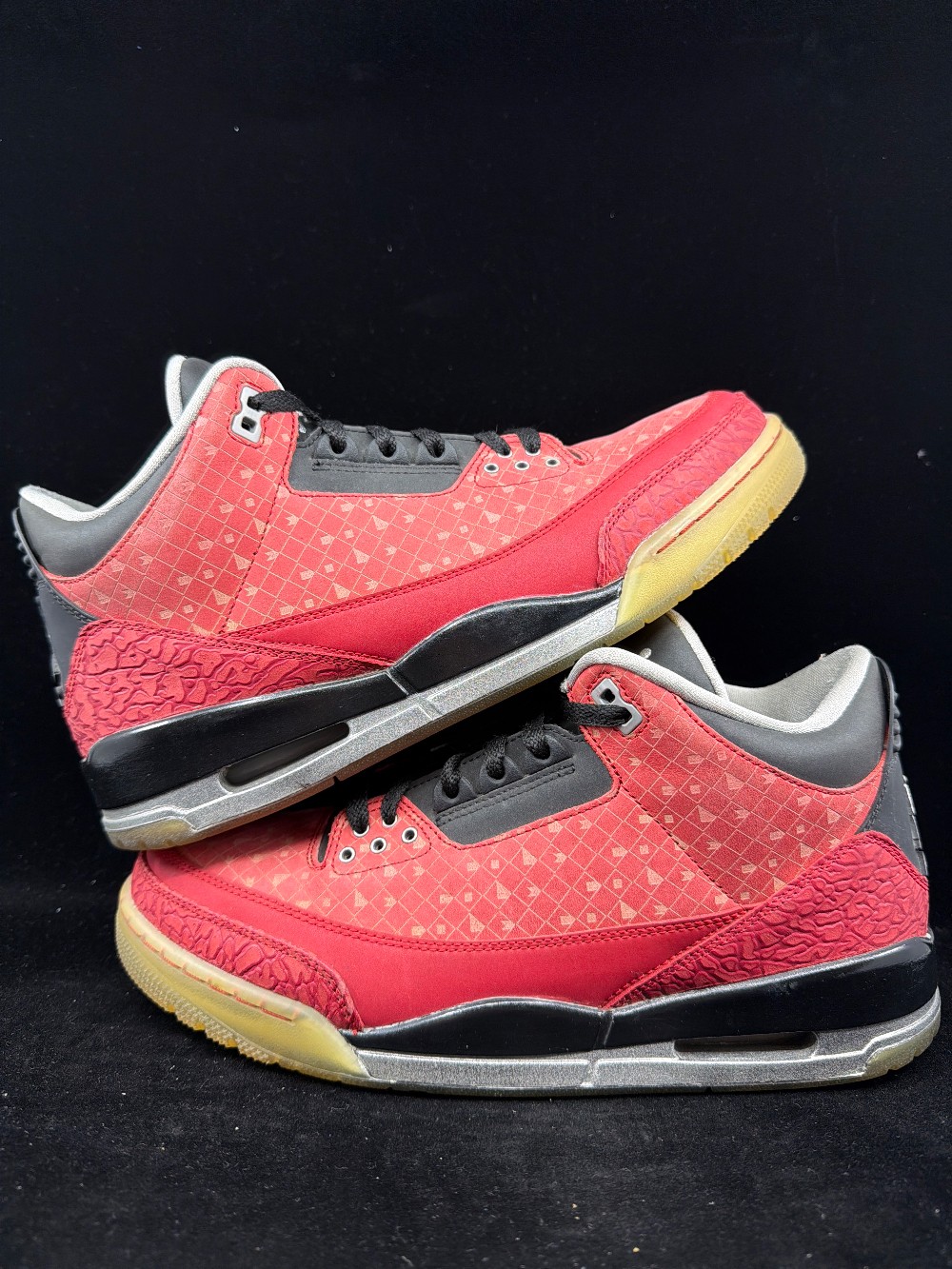 *USED* AJ 3 - DOERNBECHER (2013)