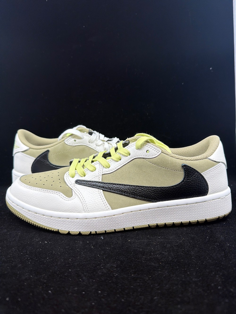 *USED* AJ 1 LOW GOLF X TRAVIS SCOTT - NEUTRAL OLIVE