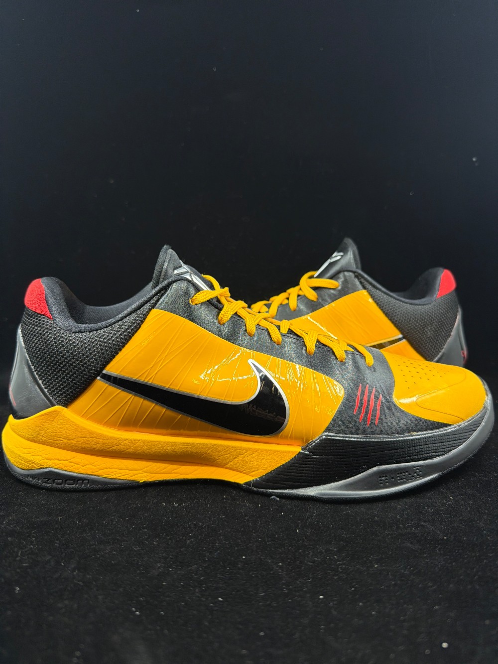 *USED* NIKE KOBE 5 PROTRO - BRUCE LEE