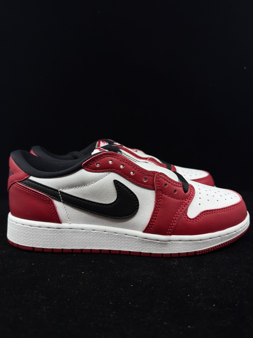 *NO BOX* AJ 1 LOW - CHICAGO (2025)