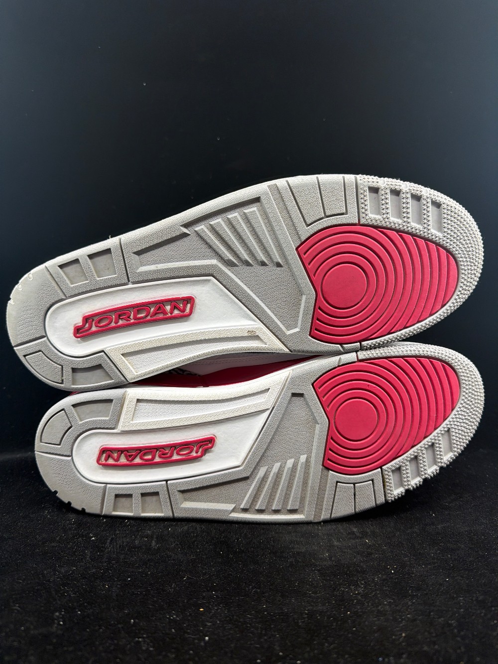 *USED* AJ 3 - CARDINAL