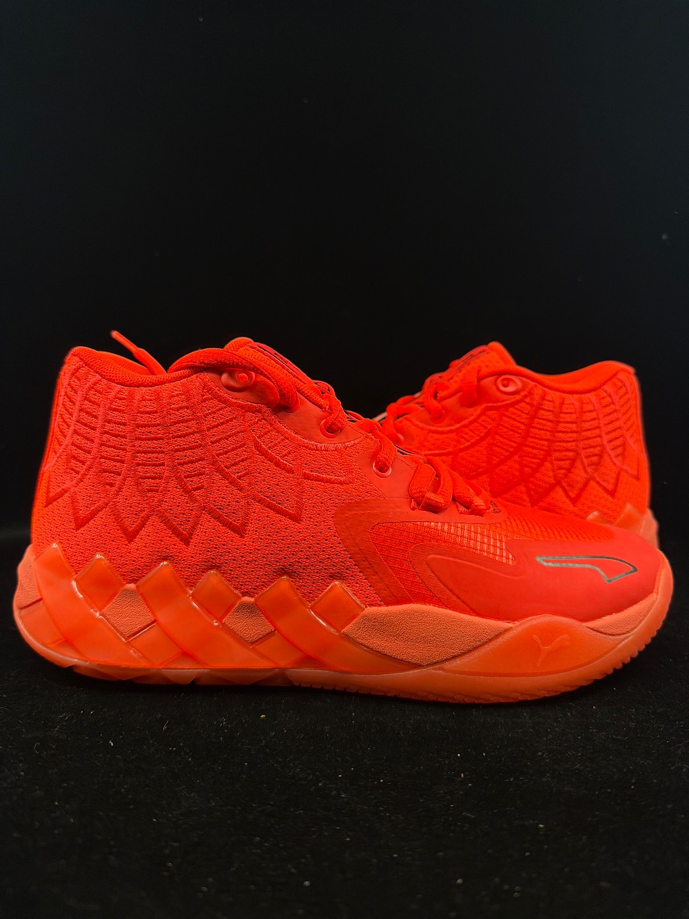 *VNDS* PUMA LAMELO BALL - NOT FROM HERE RED BLAST