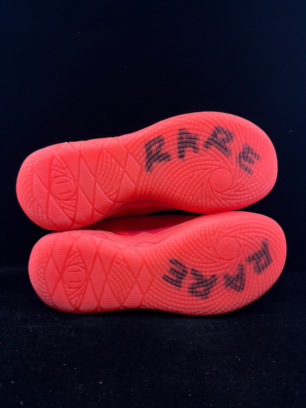 *VNDS* PUMA LAMELO BALL - NOT FROM HERE RED BLAST