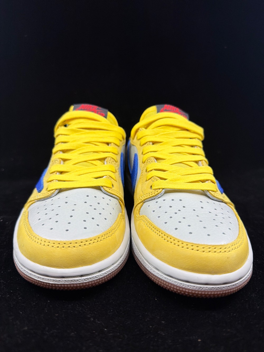 AJ 1 LOW X TRAVIS SCOTT (W) - CANARY