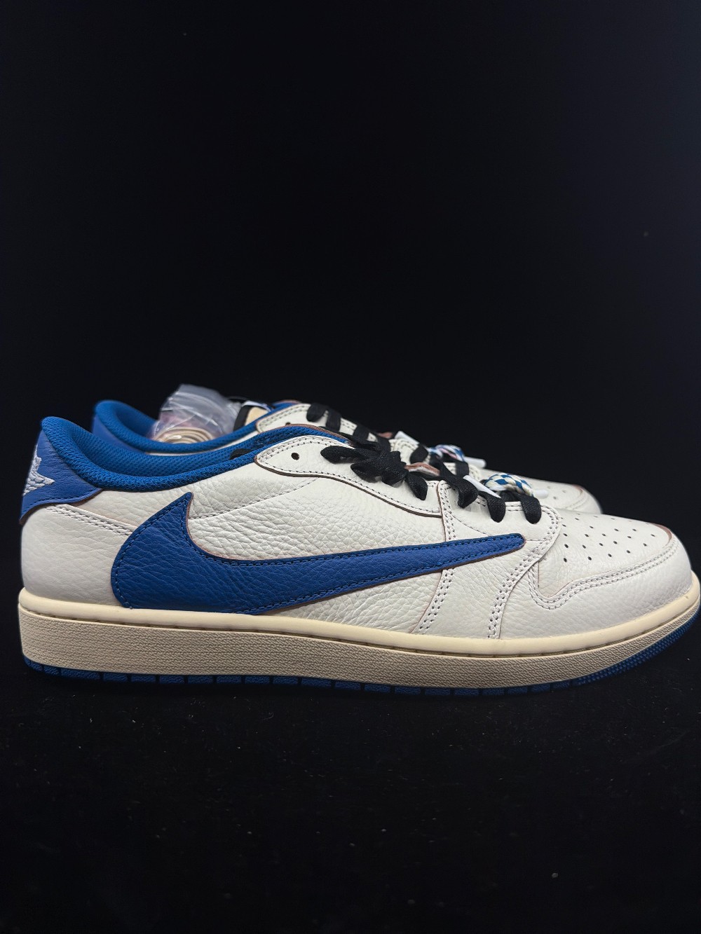 AJ 1 X TRAVIS SCOTT - FRAGMENT 2.0