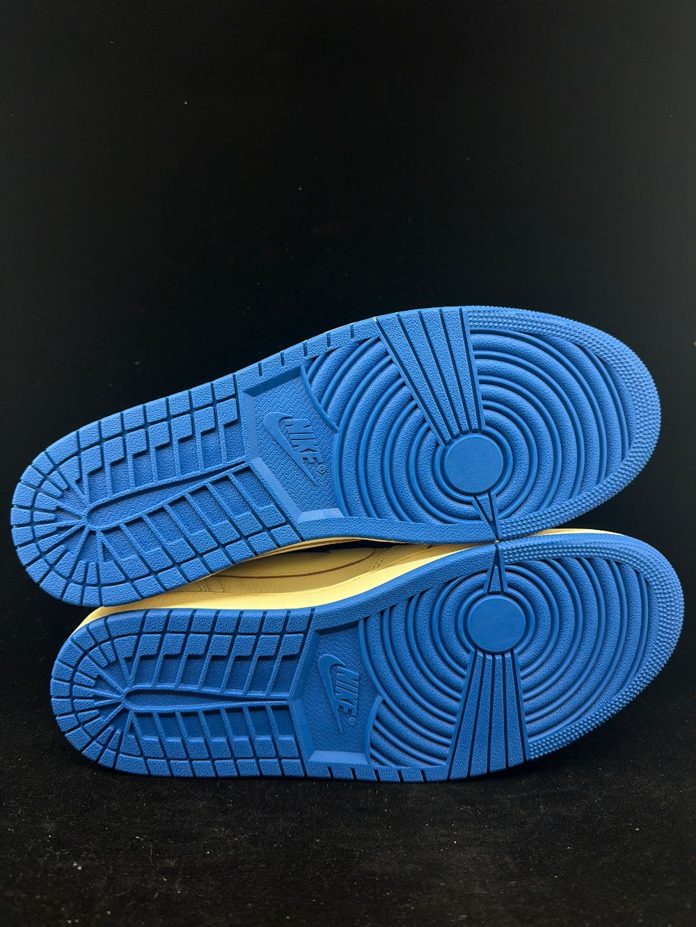 AJ 1 X TRAVIS SCOTT - FRAGMENT 2.0