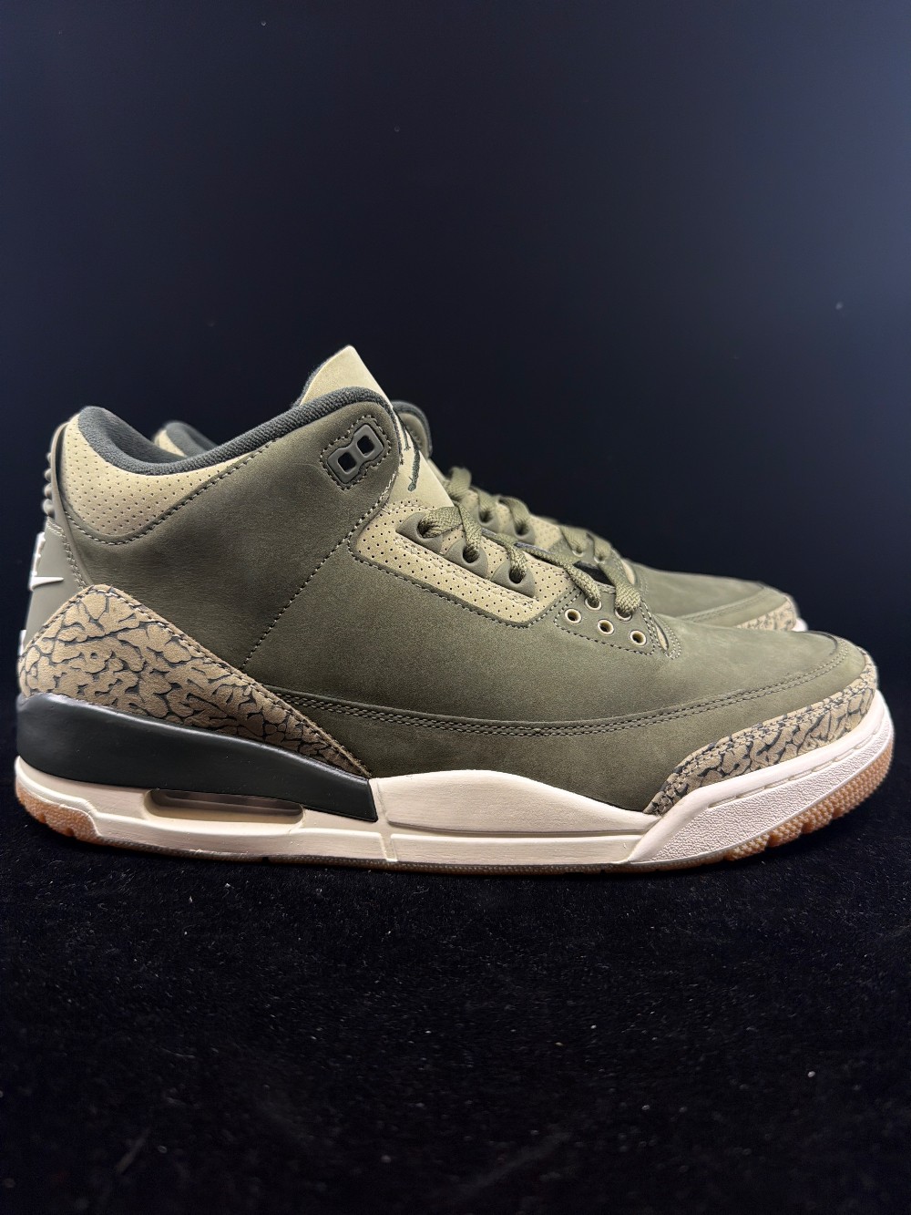 AJ 3 - FAMILY AFFAIR