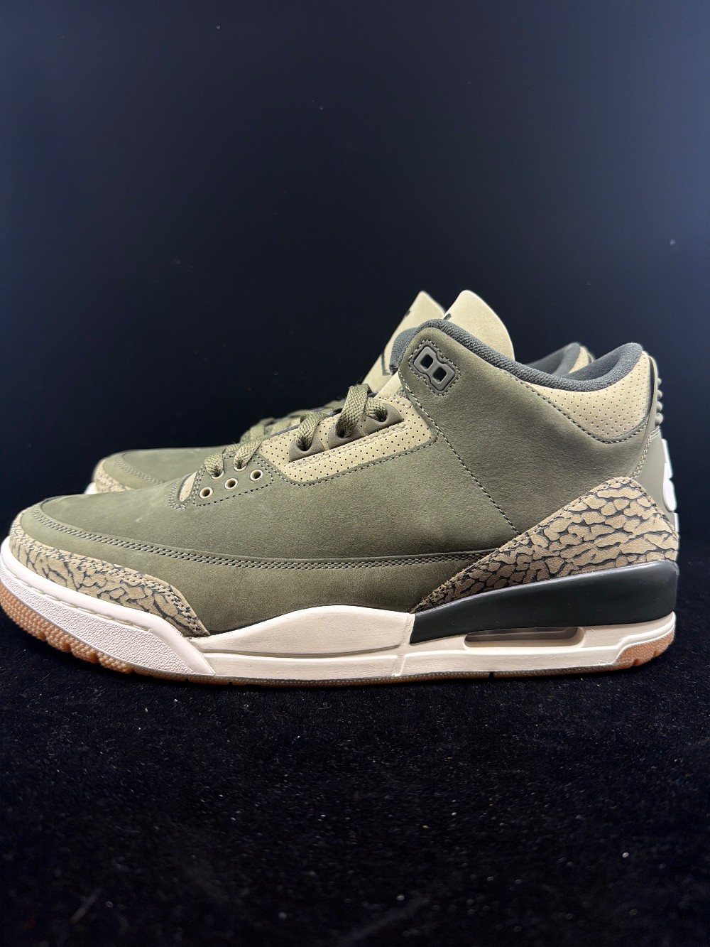 AJ 3 - FAMILY AFFAIR