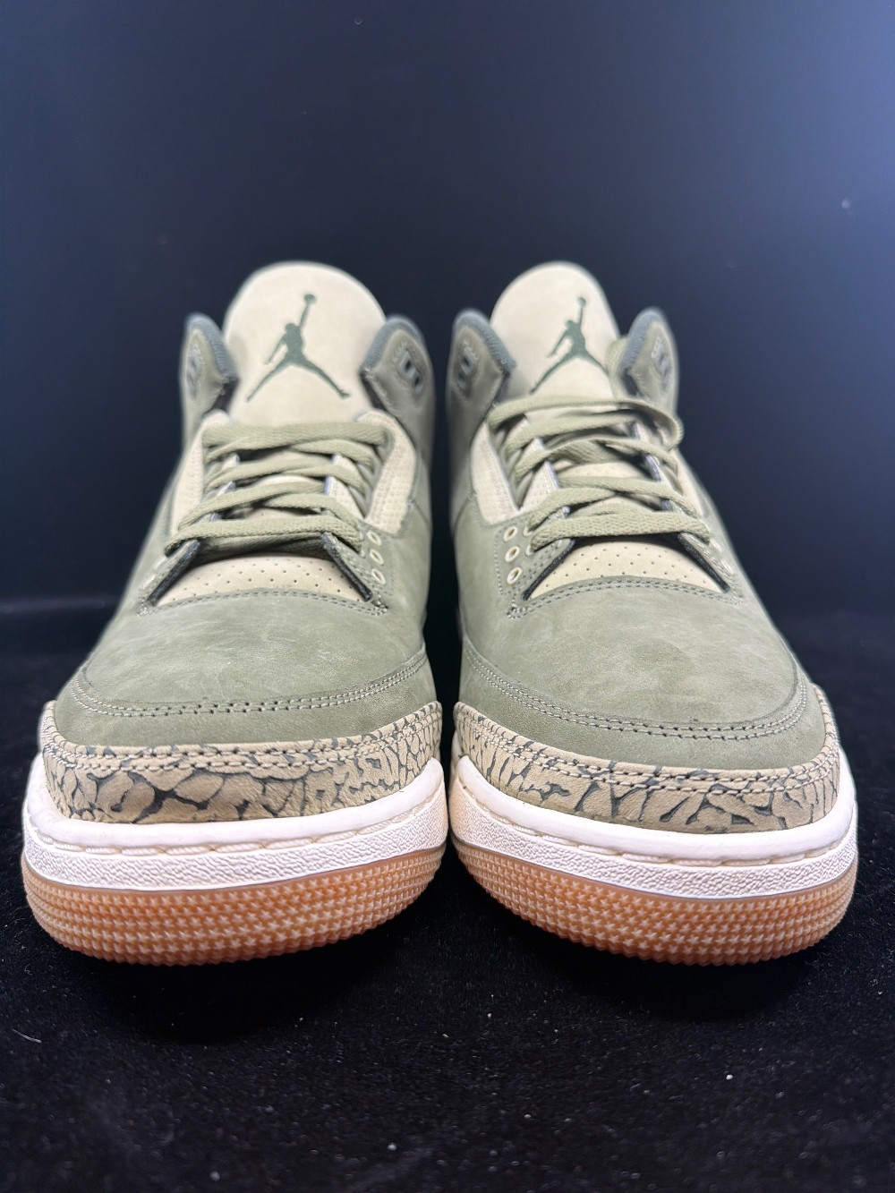 AJ 3 - FAMILY AFFAIR