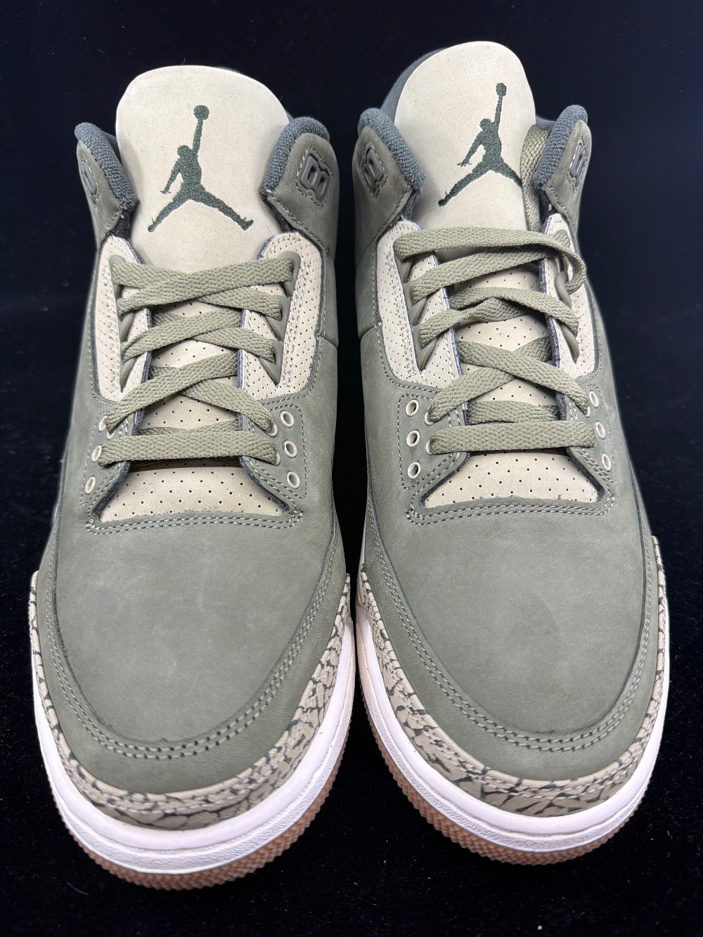 AJ 3 - FAMILY AFFAIR