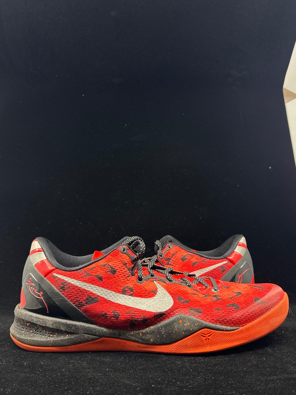 *USED* NIKE KOBE 8 - CHALLENGE RED
