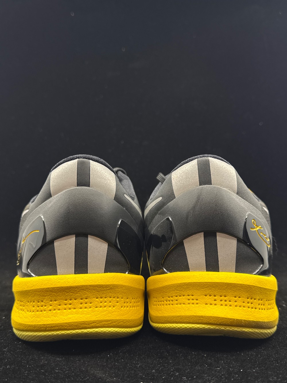 *USED* NIKE KOBE 8 - SULFUR ELECTRIC YELLOW