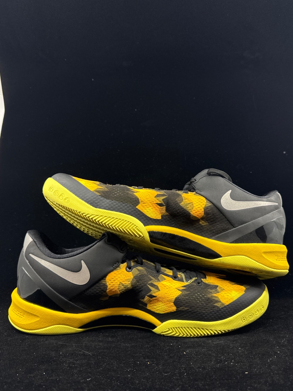 *USED* NIKE KOBE 8 - SULFUR ELECTRIC YELLOW