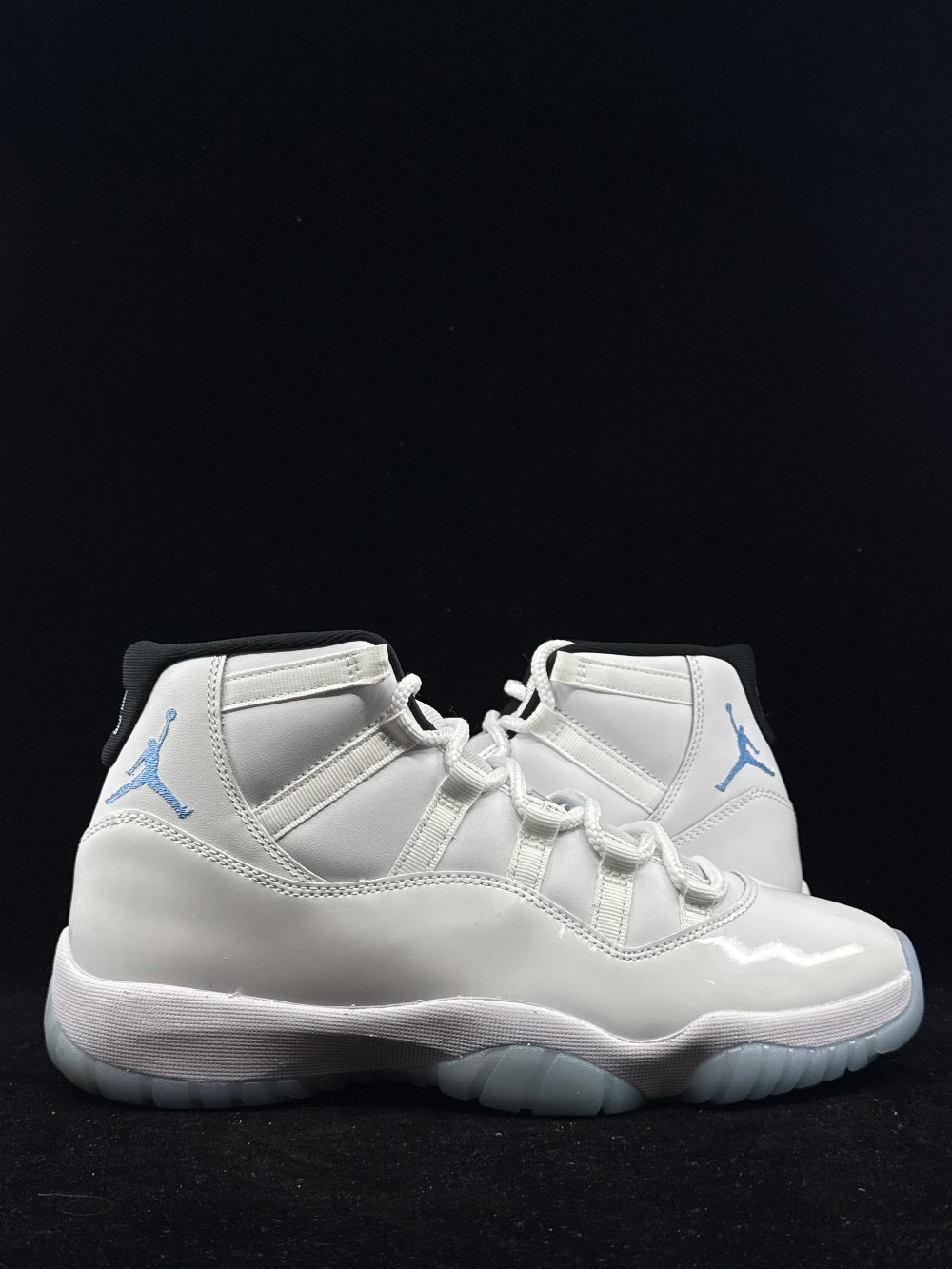 *USED* AJ 11 - LEGEND BLUE (2024)