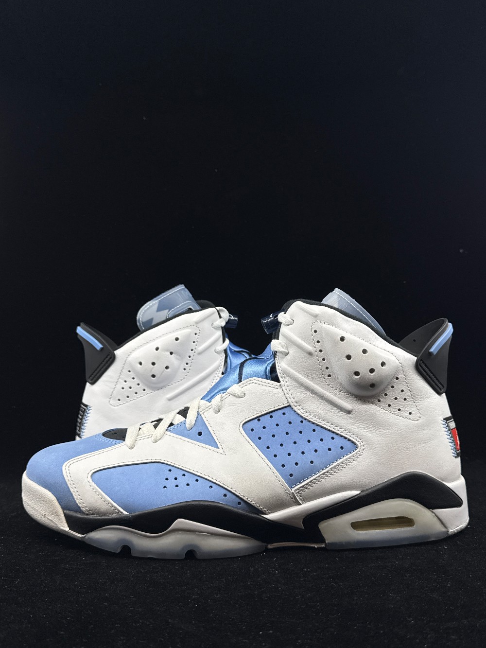 *USED* AJ 6 - UNC WHITE