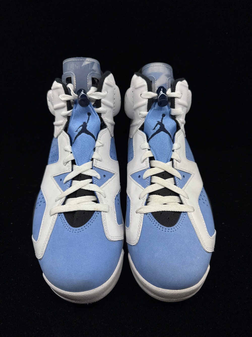 *USED* AJ 6 - UNC WHITE