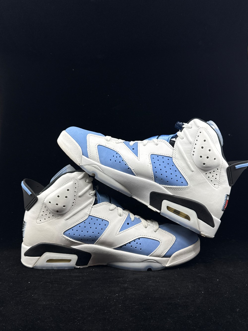 *USED* AJ 6 - UNC WHITE