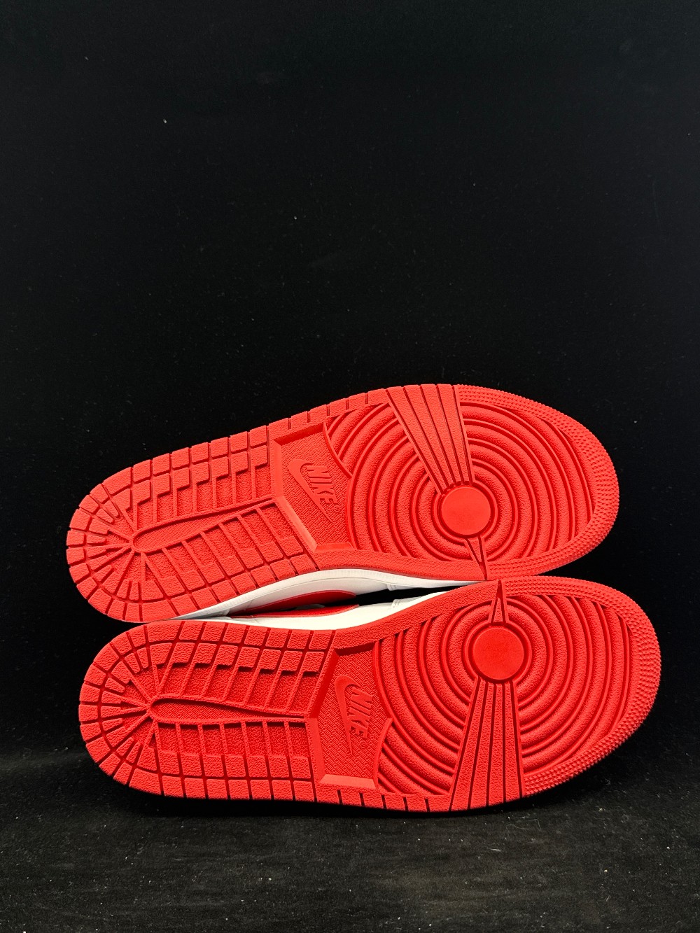 AJ 1 LOW OG - UNIVERSITY RED