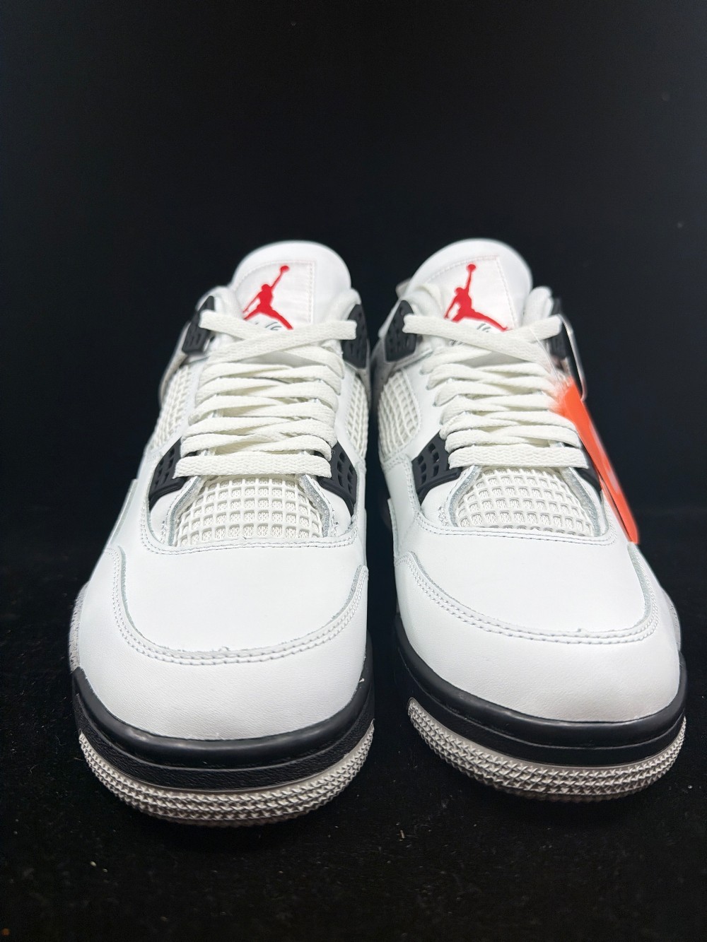 AJ 4 - WHITE CEMENT (2025)