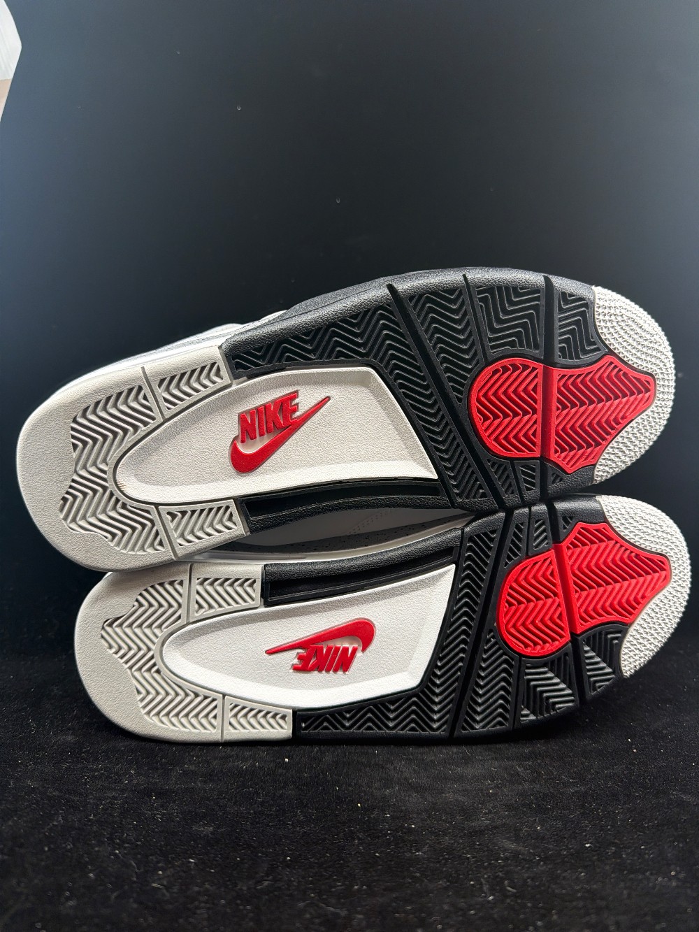 AJ 4 - WHITE CEMENT (2025)