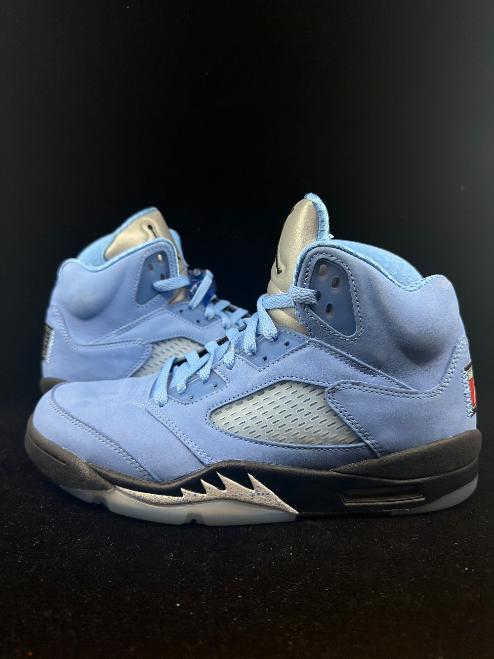 *USED* AJ 5 - UNC