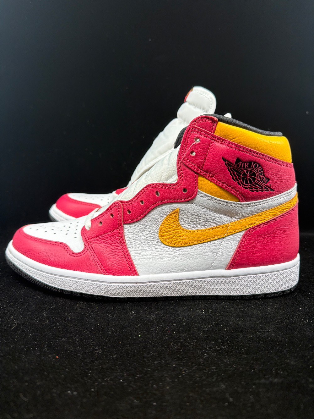 *NO BOX* AJ 1 - LIGHT FUSION RED