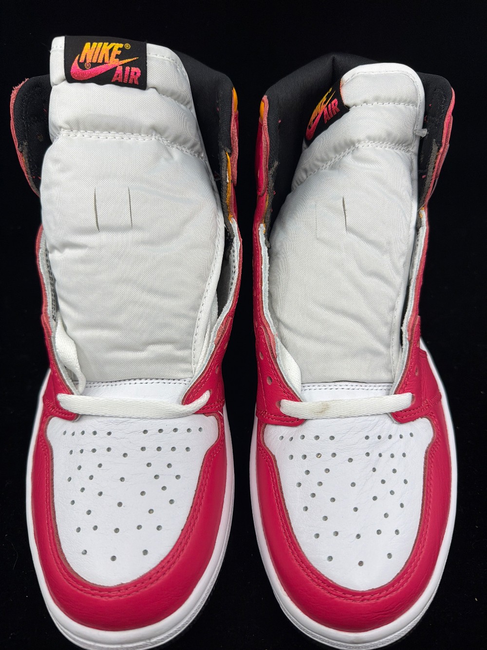 *NO BOX* AJ 1 - LIGHT FUSION RED