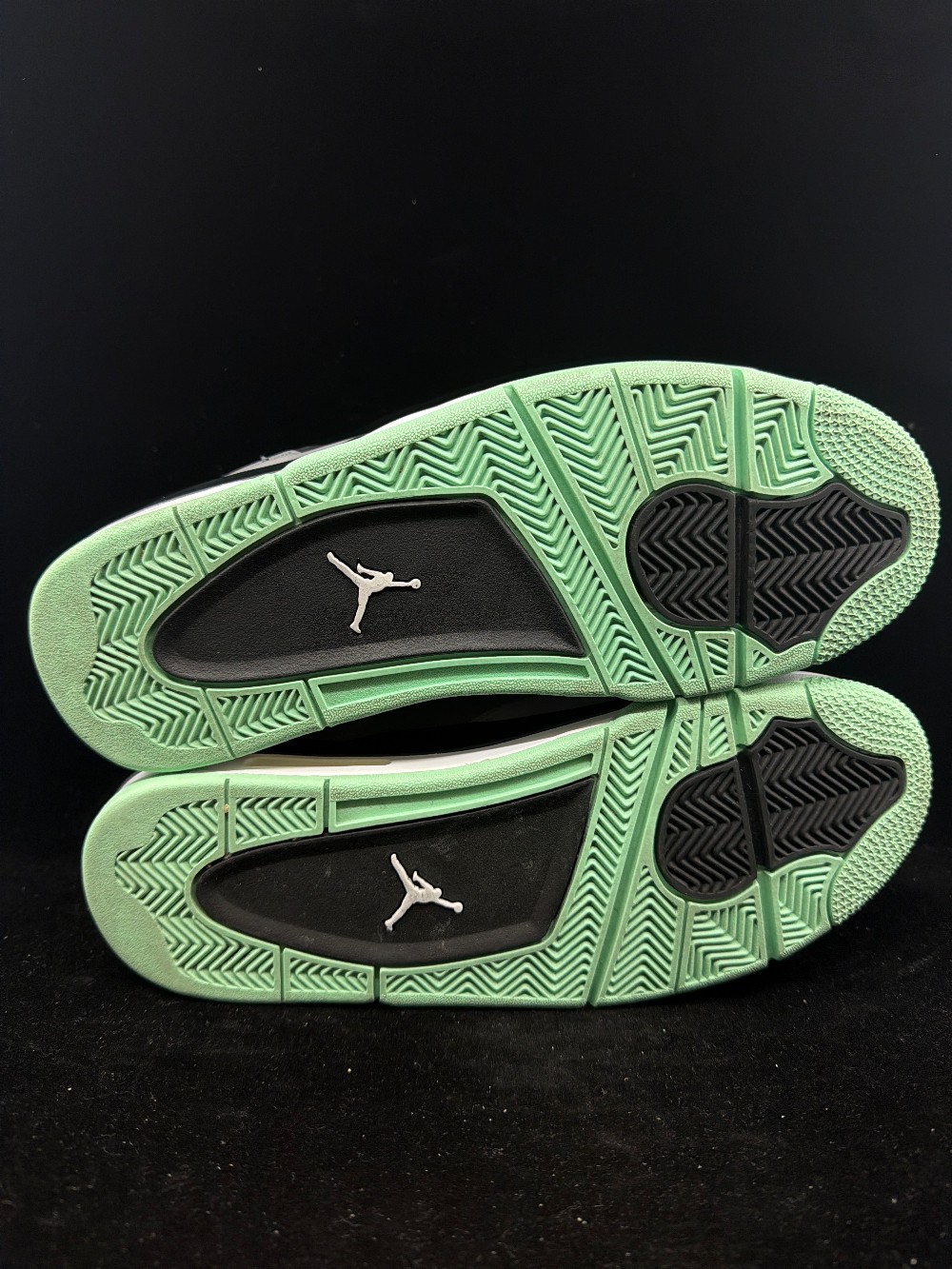 *USED* AJ 4 - GREEN GLOW (2013)