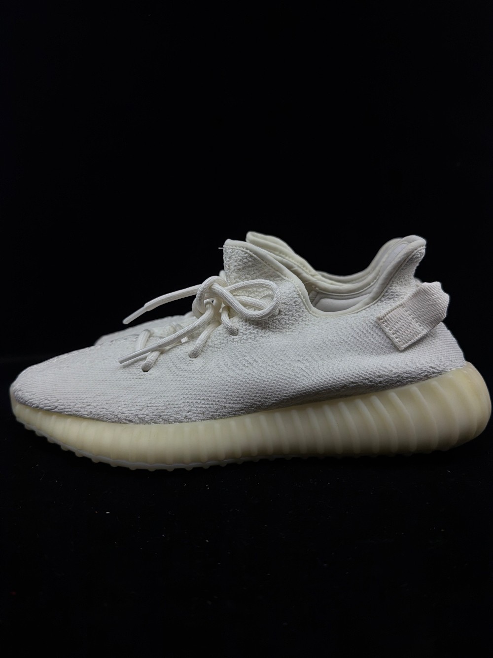 YEEZY 350 V2 - CREAM