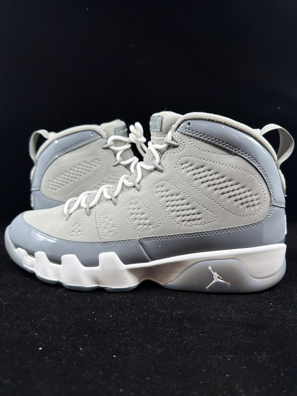*VNDS* AJ 9 - COOL GREY (2025)