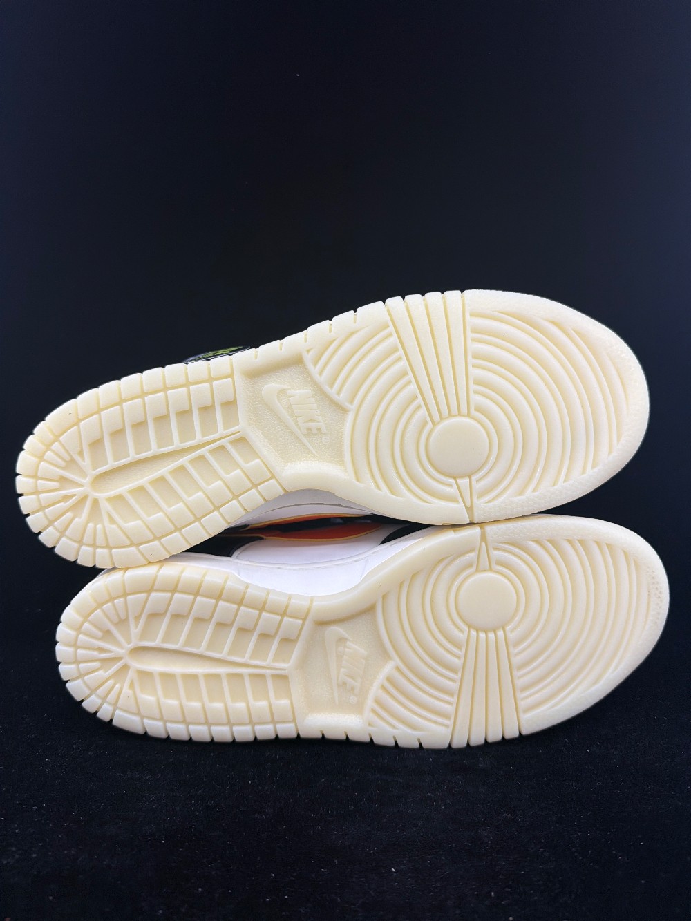 NIKE DUNK LOW (GS) - HALLOWEEN (2021)