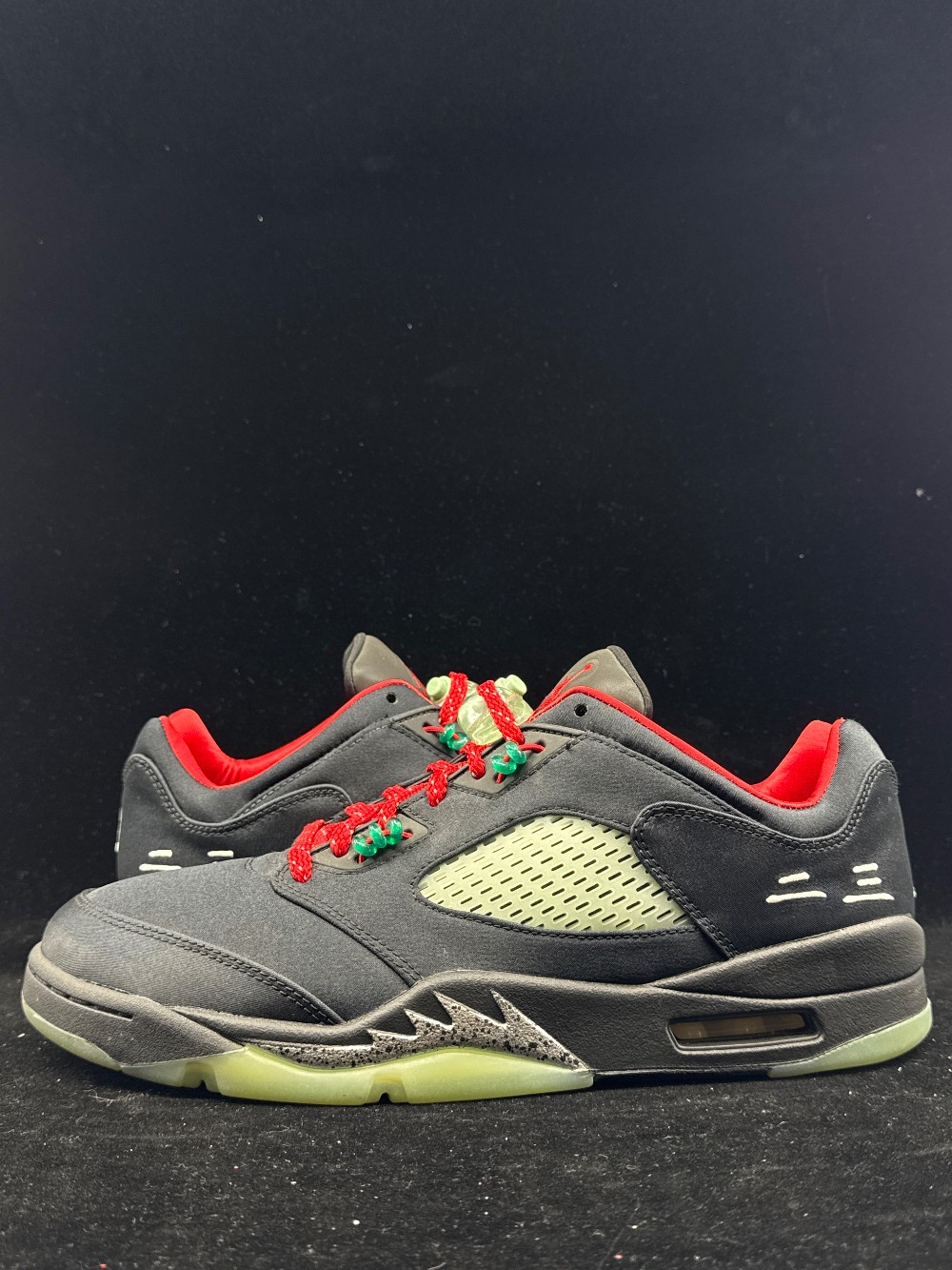 *USED* AJ 5 LOW - CLOT JADE