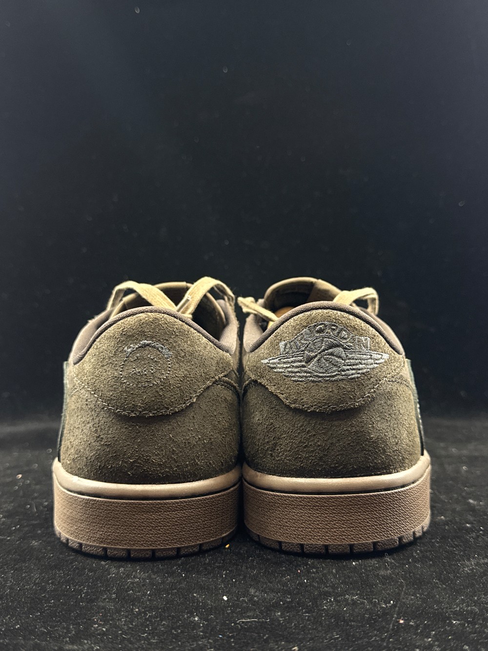*USED* AJ 1 LOW X TRAVIS SCOTT - VELVET BROWN