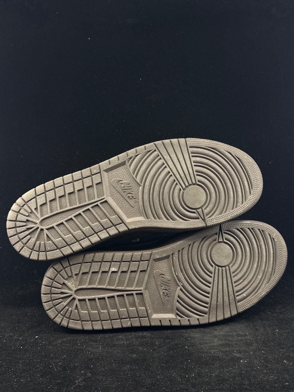 *USED* AJ 1 LOW X TRAVIS SCOTT - VELVET BROWN