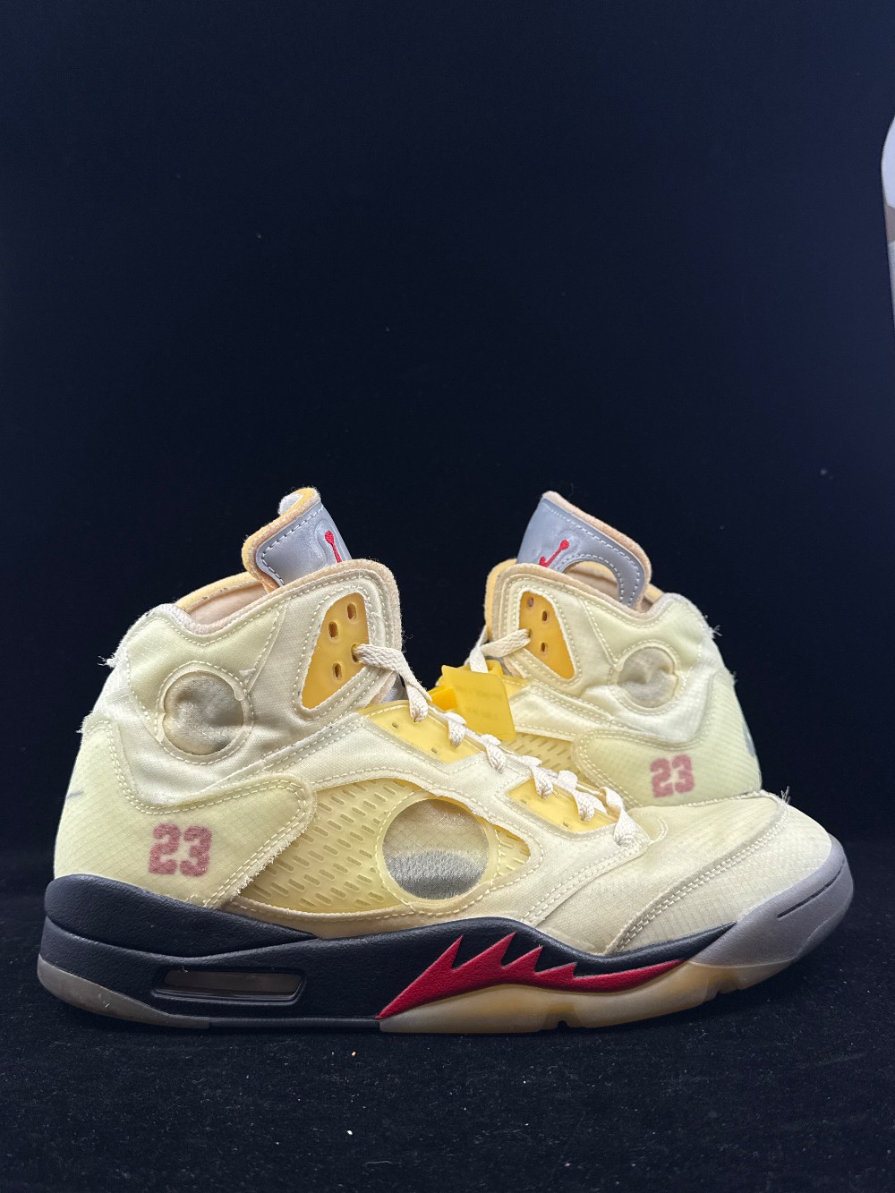 *USED* AJ 5 X OFF-WHITE - SAIL