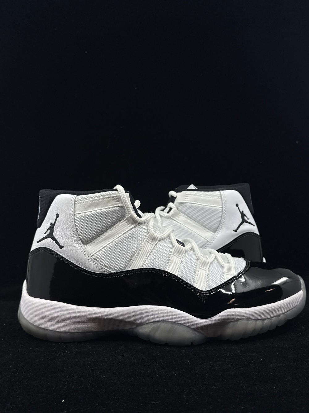 *USED* AJ 11 - CONCORD (2018)