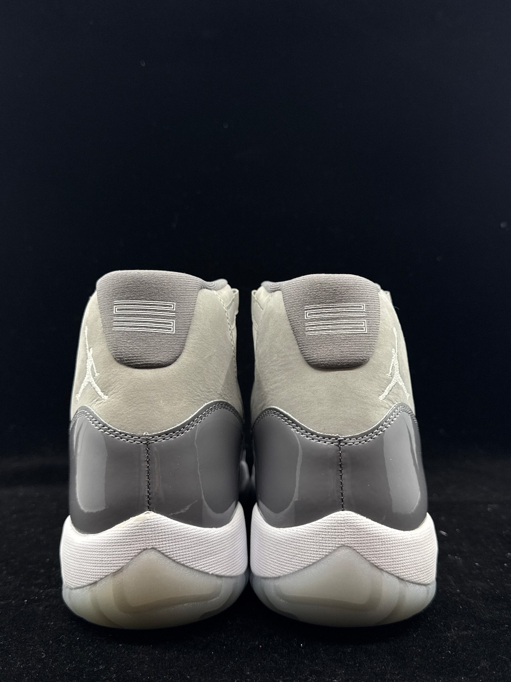 AJ 11 - COOL GREY (2021)