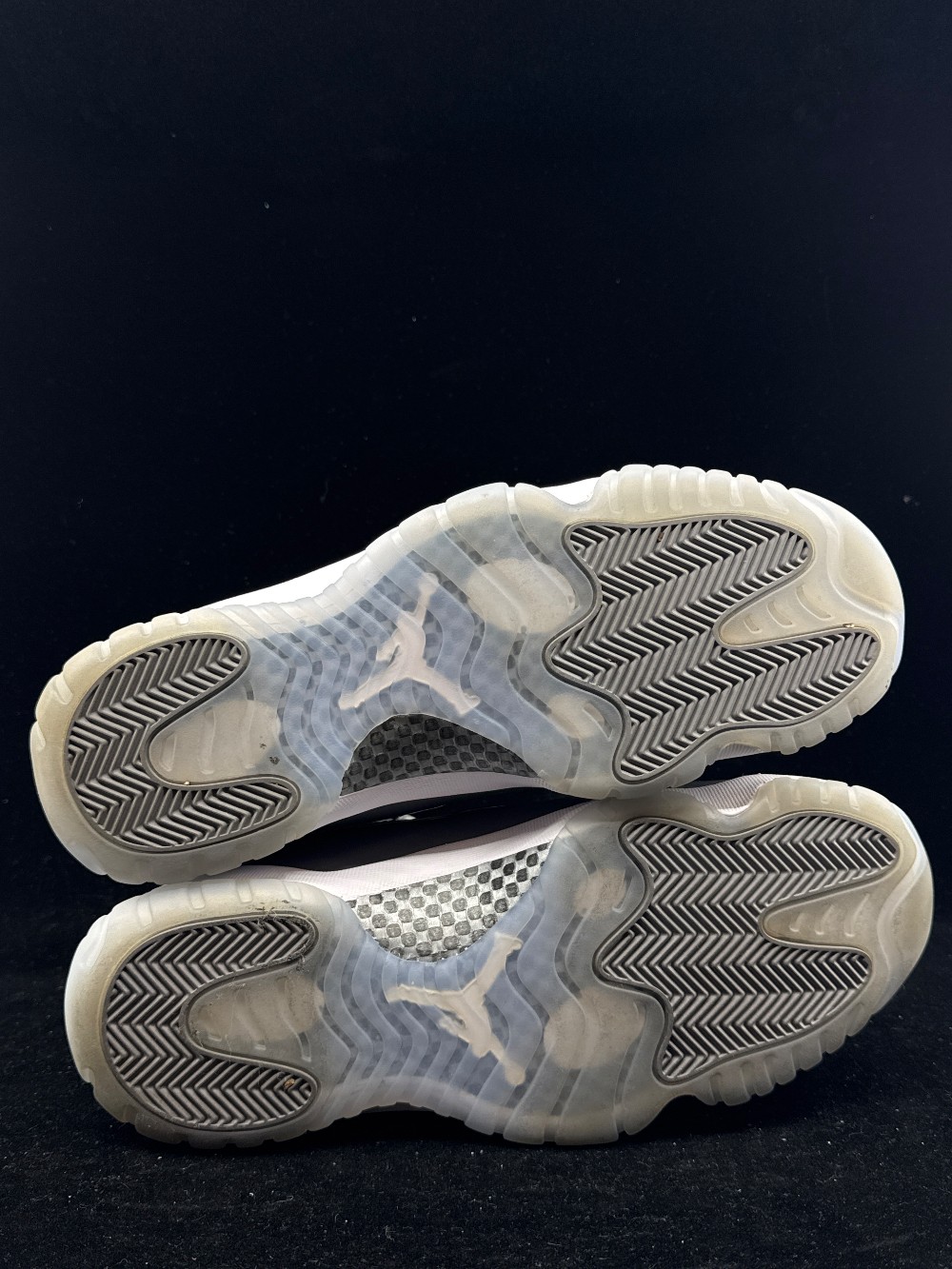 *USED* AJ 11 - COOL GREY (2021)