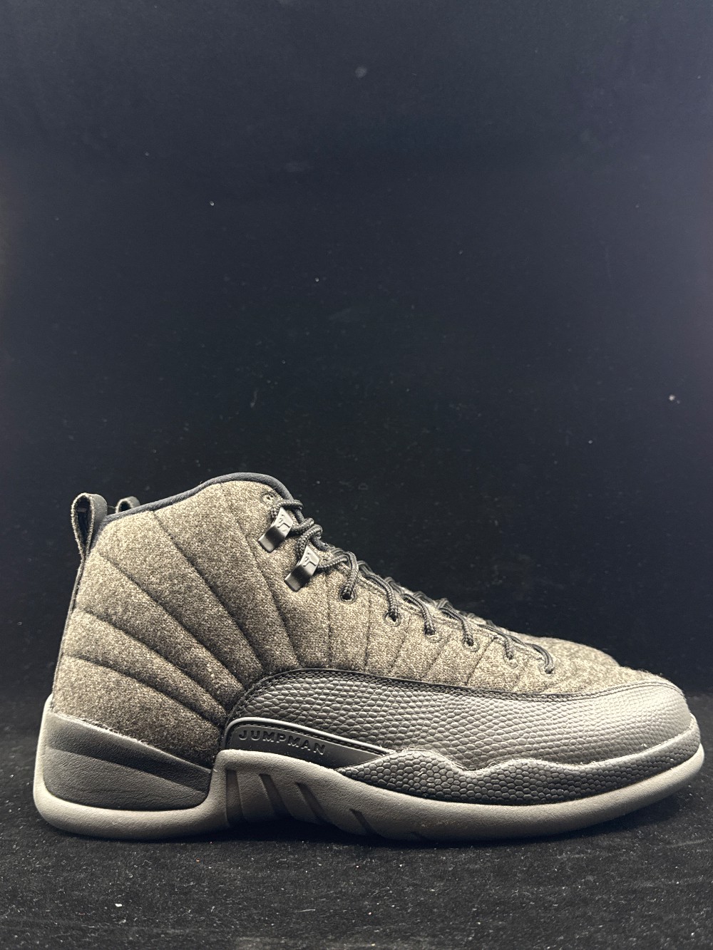 AJ 12 - WOOL
