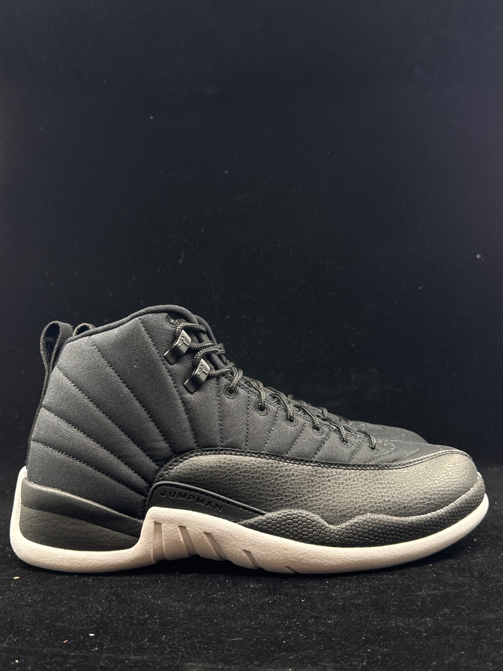 AJ 12 - NYLON