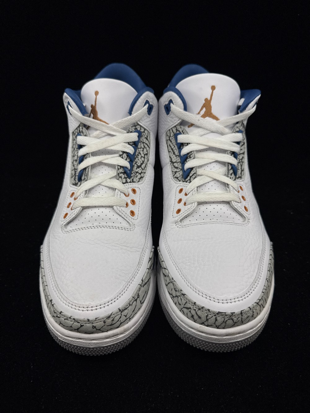 *USED* AJ 3 - WIZARDS