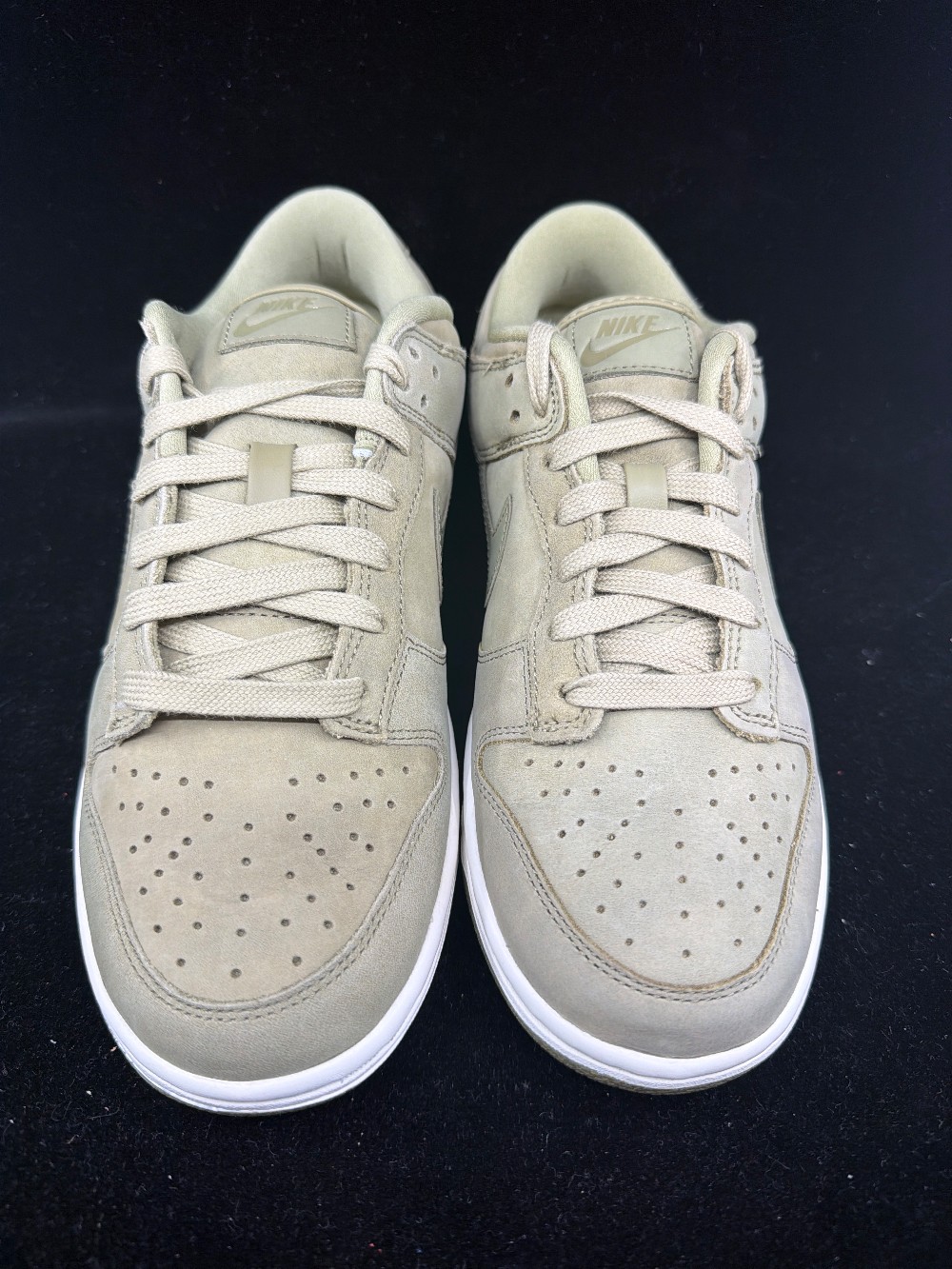 NIKE DUNK LOW (W) - NEUTRAL OLIVE