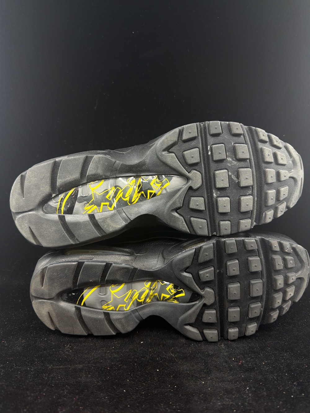 *USED* AIR MAX 95 X CORTEIZ - HONEY BLACK