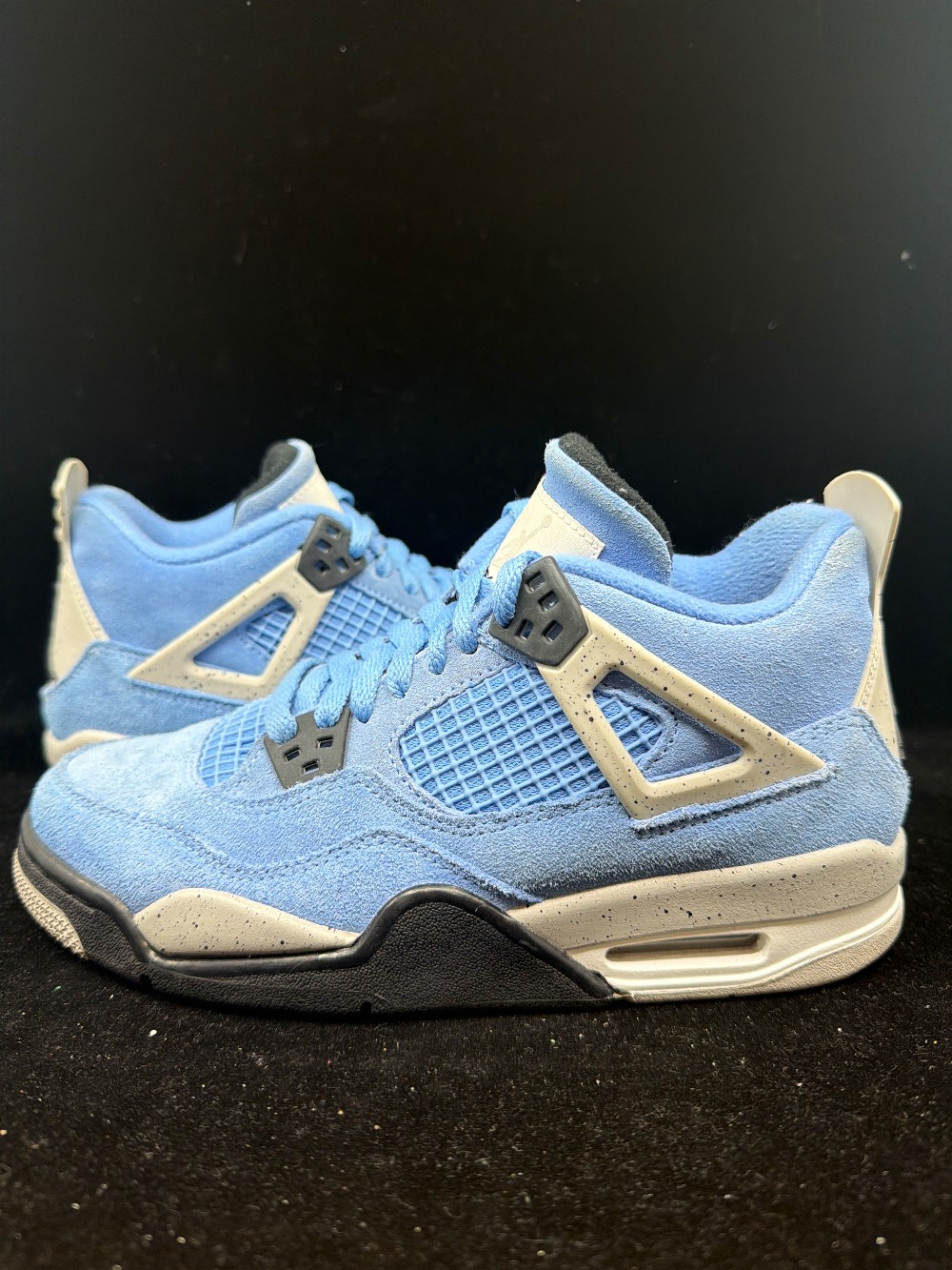 *USED* AJ 4 (GS) - UNIVERSITY BLUE