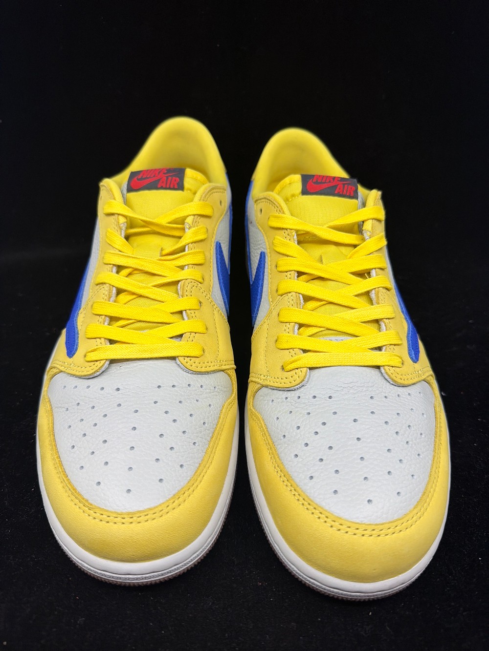*USED* AJ 1 LOW X TRAVIS SCOTT (W) - CANARY