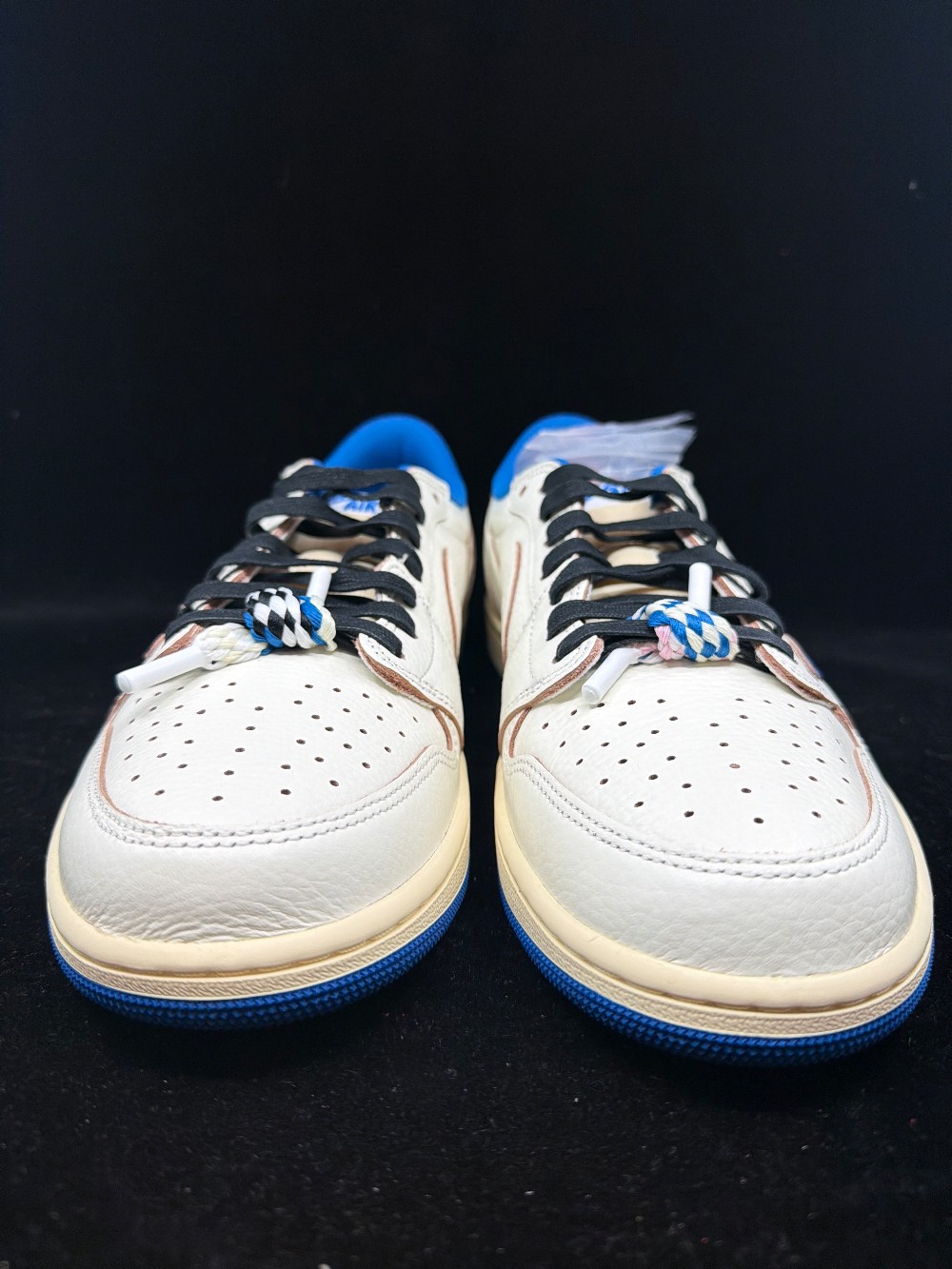 *MISSING BOX SLEEVE* AJ 1 LOW X TRAVIS SCOTT - FRAGMENT 2.0