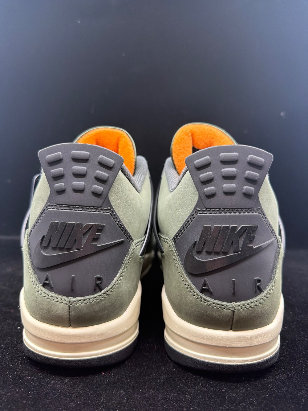 AJ 4 - UNDEFEATED (2025)