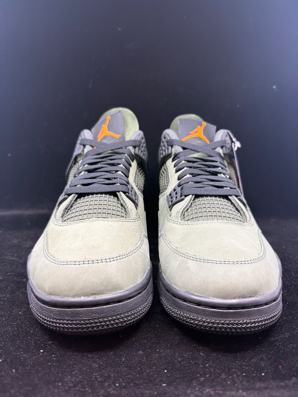 AJ 4 - UNDEFEATED (2025)